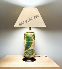 Đèn ngủ gốm thân trụ tròn vẽ lá xanh