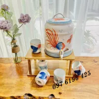 Bình đựng nước bằng sứ có vòi vẽ cá