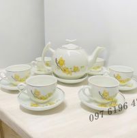 Bộ trà men kem viền vàng hoa mai