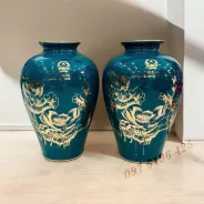 Lọ hoa quà tặng men màu hoa sen vàng kim