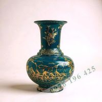 Lọ hoa quà tặng dáng củ tỏi xanh lục nhị cảnh vẽ vàng