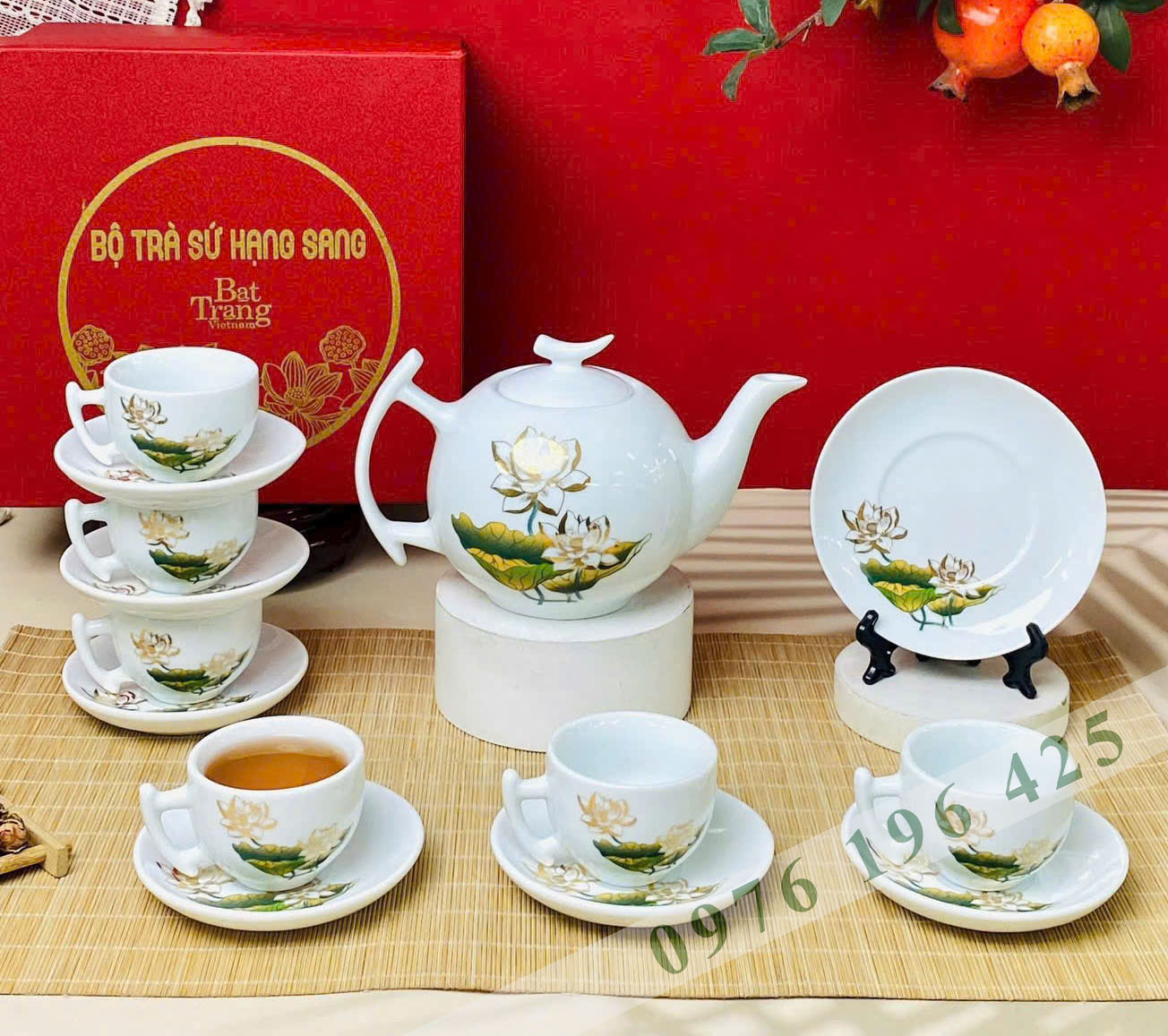 Bộ trà Bát Tràng sen vàng kim