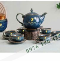 Bộ trà hỏa biến xanh miệng lượn in logo VNPT