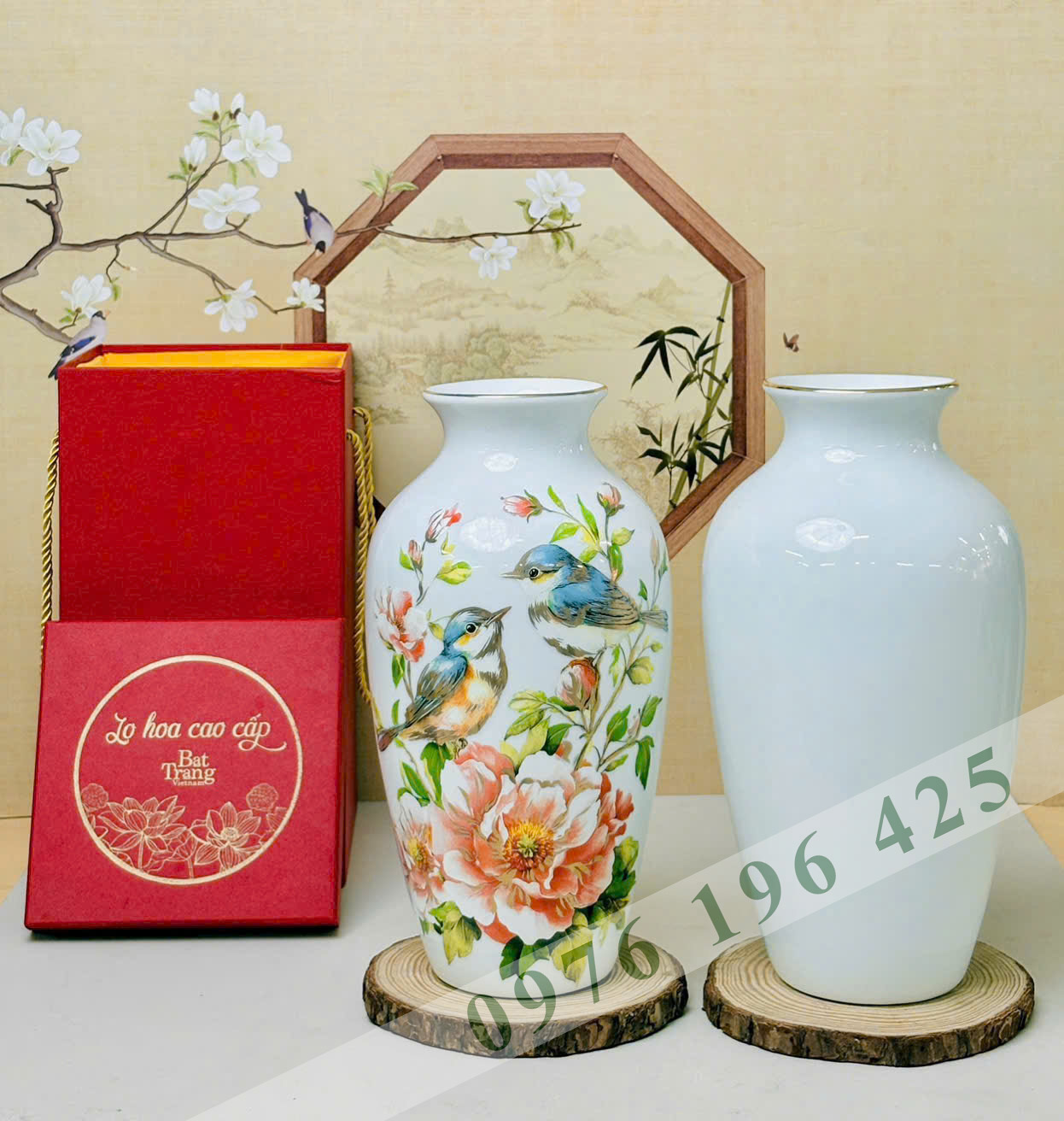 Lọ hoa quà tặng sắc xuân