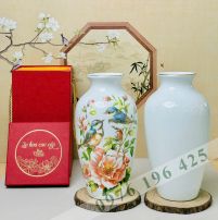 Lọ hoa quà tặng sắc xuân