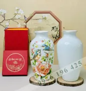 Lọ hoa quà tặng sắc xuân