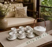 Bộ trà Bát Tràng quai mây men tấm hoa bạch liên