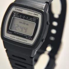 Casio sẽ trình làng đồng hồ thông minh vào năm sau