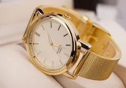 SmartWatch Uk30 có Sim , Thẻ nhớ Tích Hợp WIFI và 3G duy