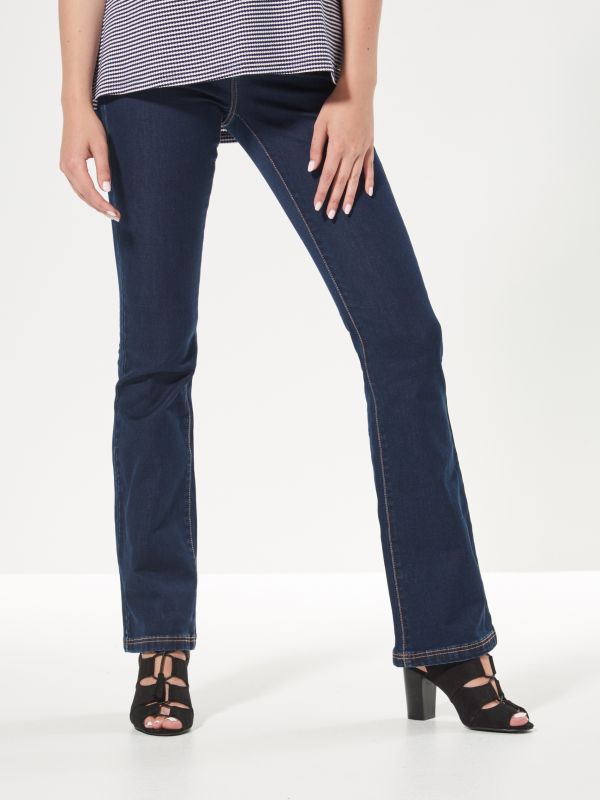 Quần jeans nữ ống loe