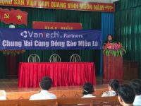 Vantech chung vai cùng đồng bào miền lũ