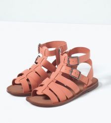 Sandal quai ngang