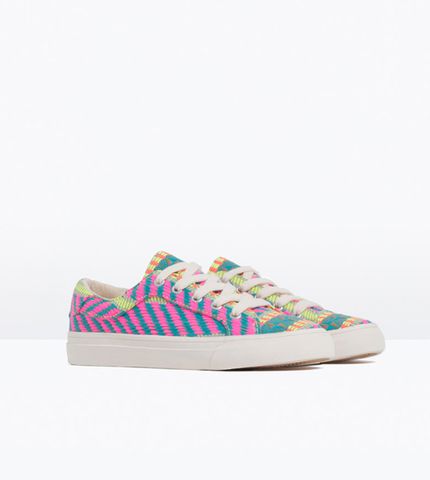 Giày Chuck Taylor All Star II Neon