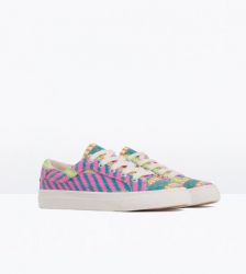 Giày Chuck Taylor All Star II Neon