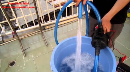 Máy bơm nước 12V lưu lượng lớn