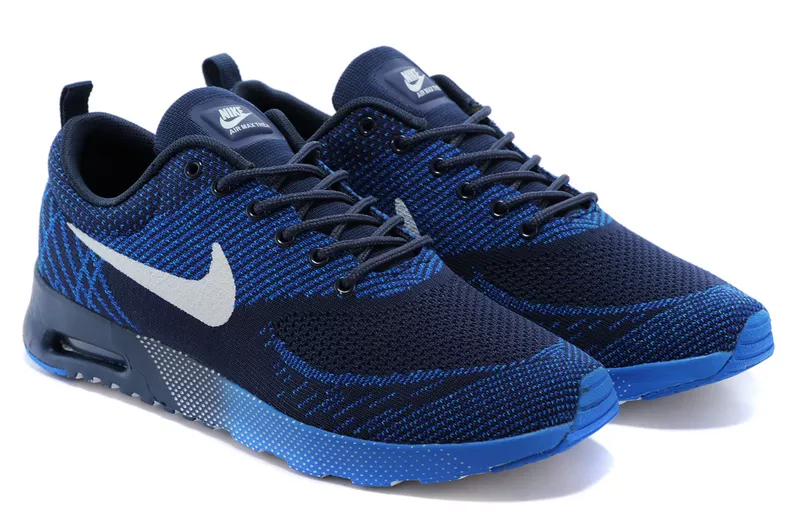 GIÀY THỂ THAO NIKE XANH ĐEN SỌC GNO103