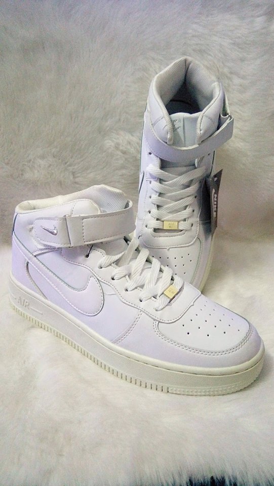 Giày Cổ Cao Nike Trắng Size 44