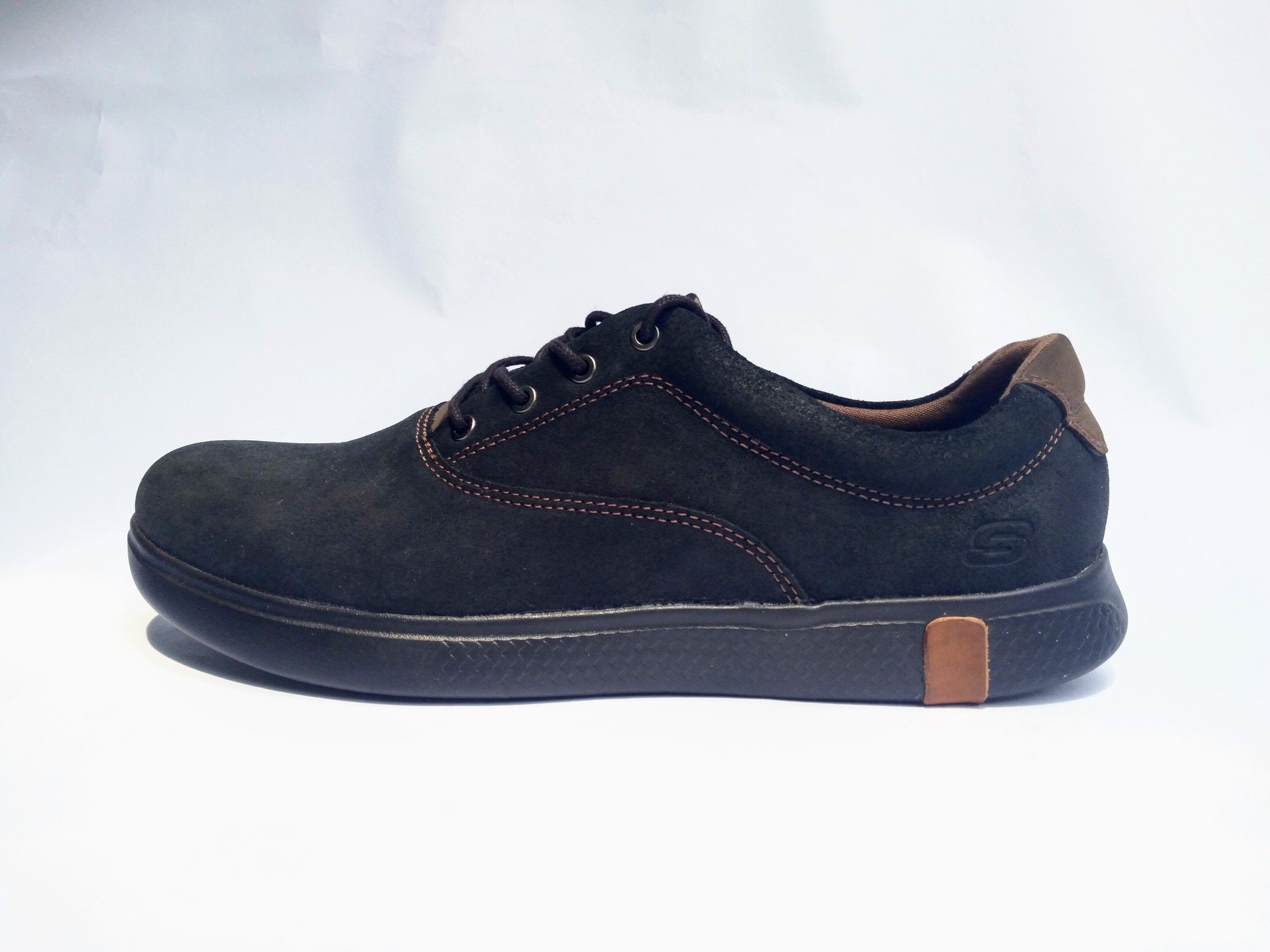 Giày Sneaker Skecher Big Size Đen