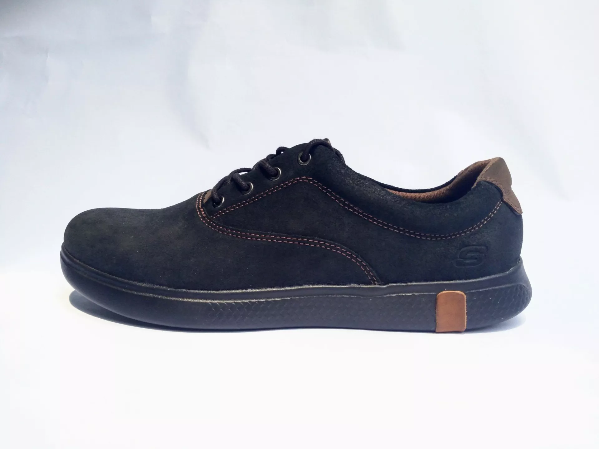 Giày Sneaker Skecher Big Size Đen