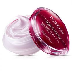 POND'S ngọc trai