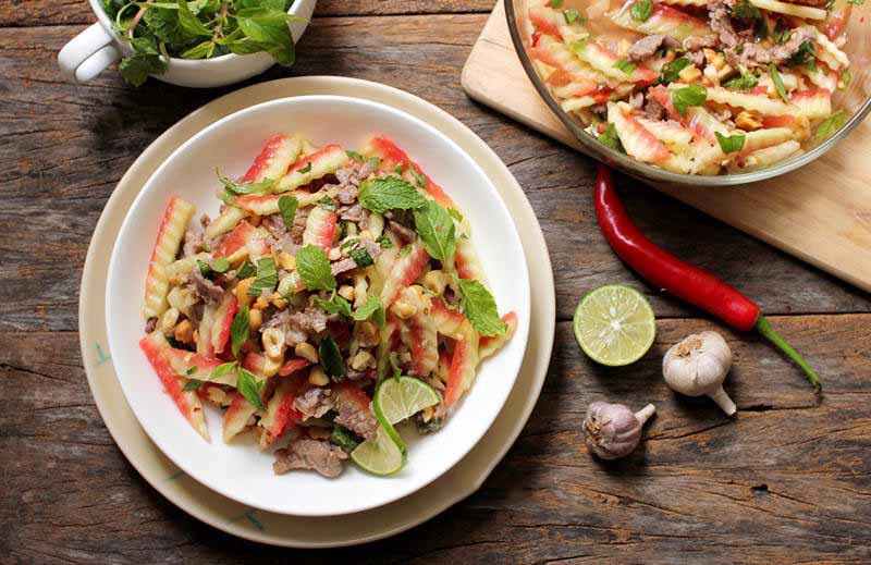 BÒ XÀO DỨA