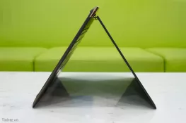 HP Spectre 13 - V111, 13.3" FHD Gorilla® Glass Core I7-7500U 2.7GHz/256GB PCIe M.2 SSD/8GB/siêu nhẹ chỉ 1.1 kg