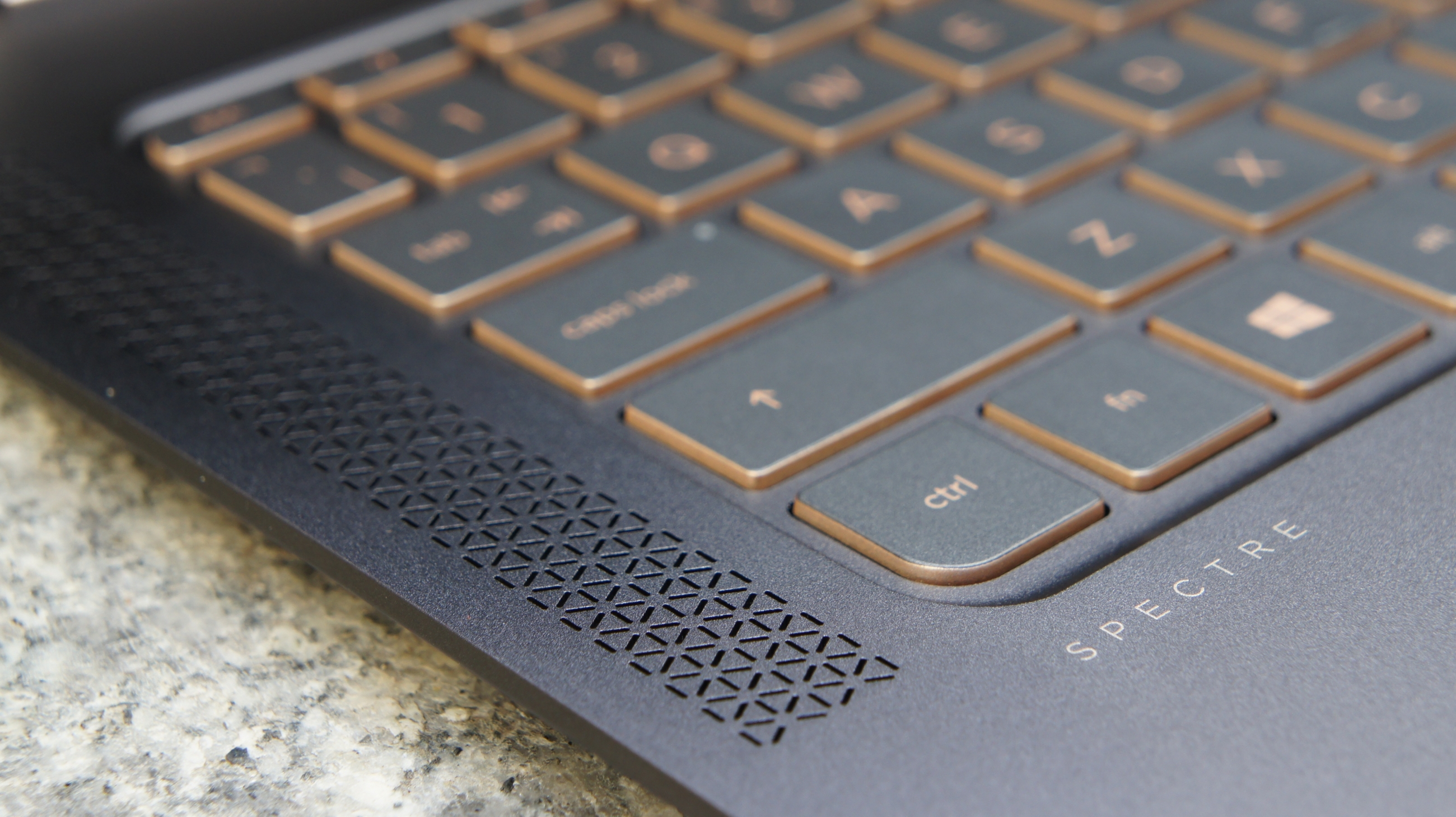 hp_spectre_13_speakers_0