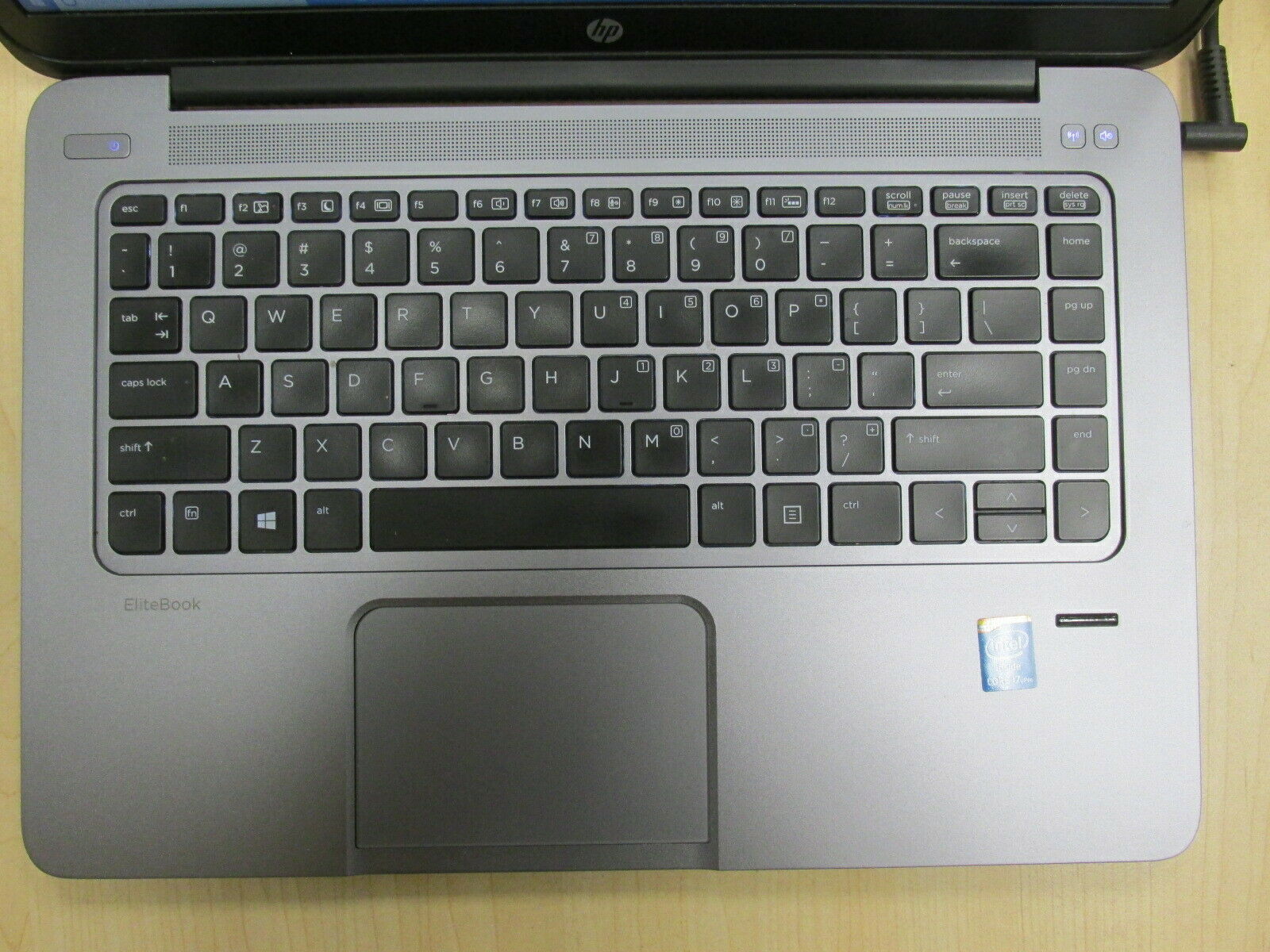 HP 1040 G2 - 1