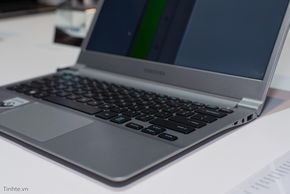 3588387_Tinhte_tren_tay_Samsung_Notebook_9_15_13_CES-3