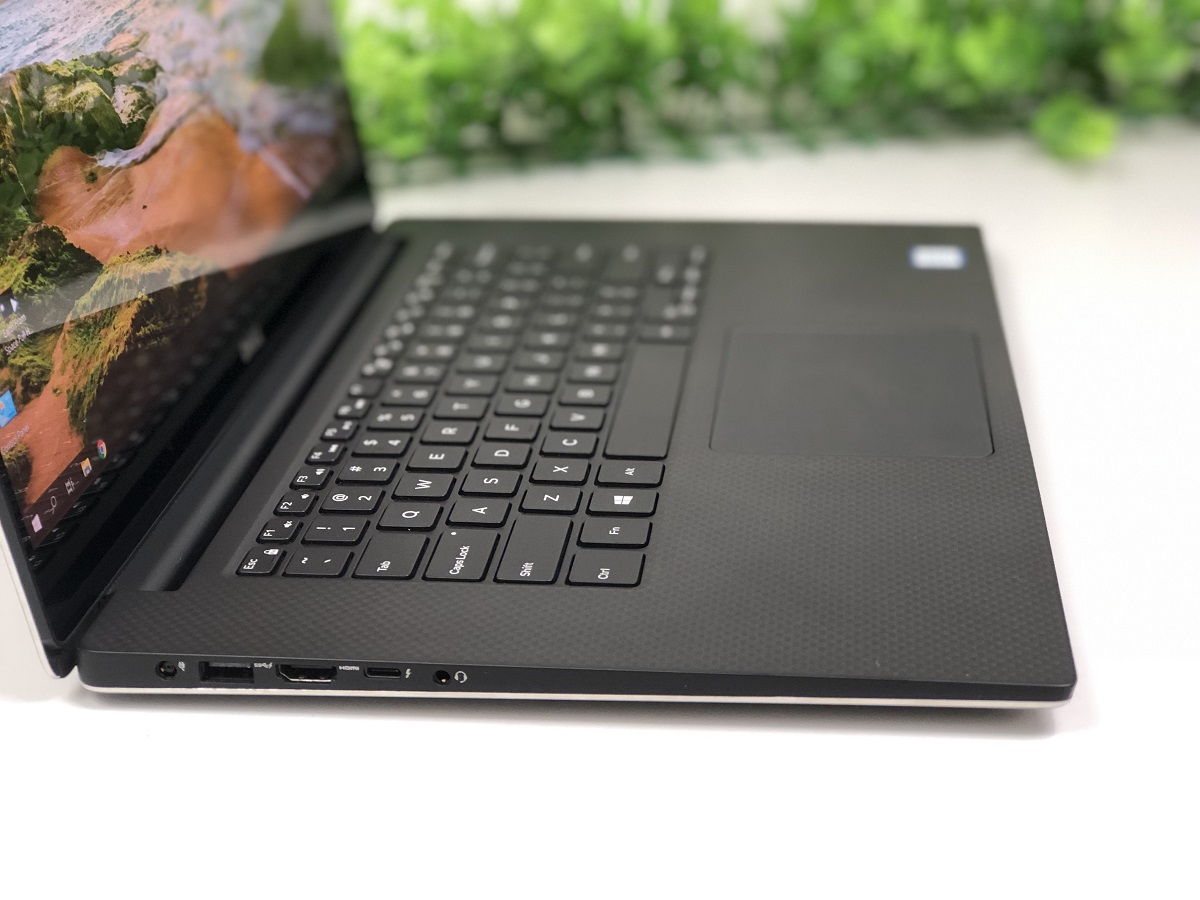 1371_1321_laptop_dell_xps_5510_laptopaz__4_