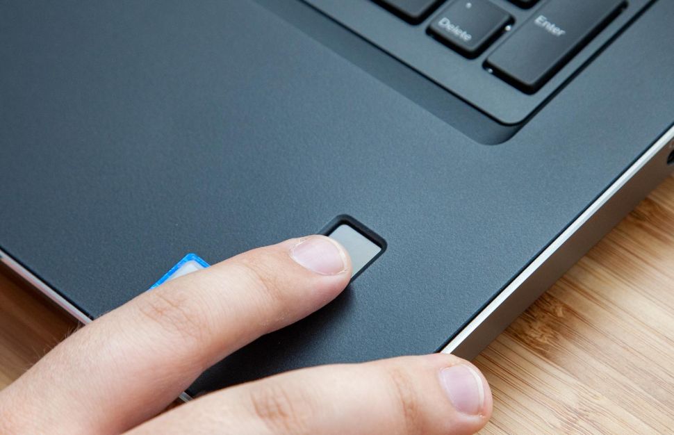 Dell-Precision-7730-7