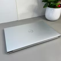 Dell XPS 15 9500 Màn hình: 15.6 inch FHD+ Core  i7-10750H/ RAM 16GB / SSD 512GB /GTX 1650 Ti