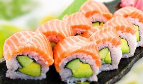 Sushi Cá Hồi
