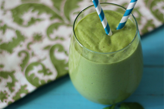 Pineapple kiwi mint smoothie