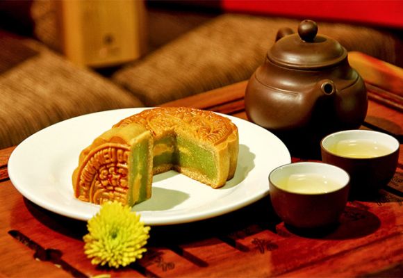 Bánh Trung thu Hoa cúc