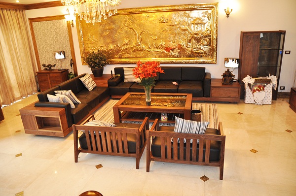 Những ưu điểm vượt trội của ghế sofa gỗ óc chó