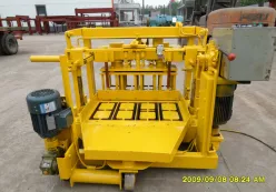 Máy sản xuất