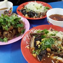 Cao lầu Món đặc sắc của ẩm thực Hội An