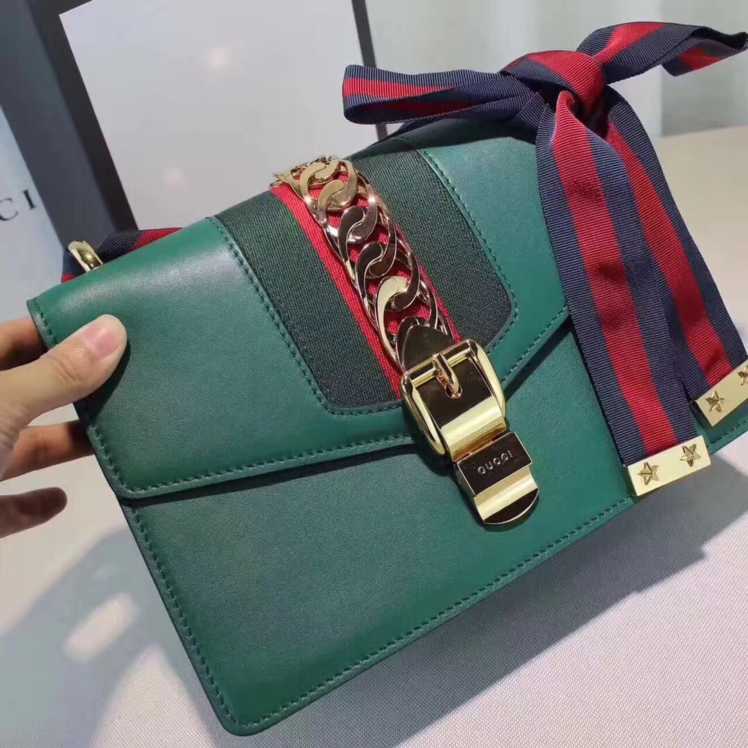 Túi xách gucci sylvie