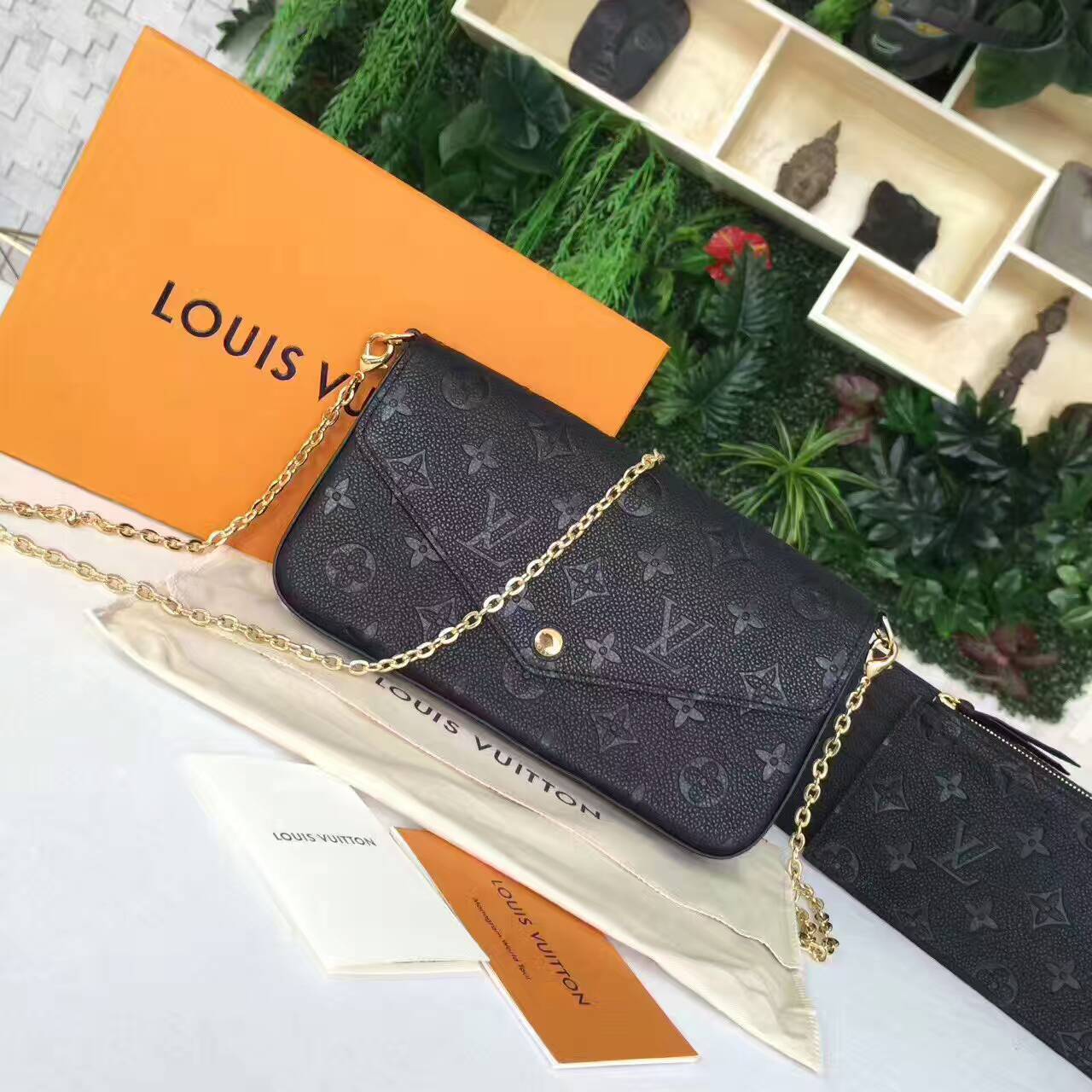 tui-xach-Louis Vuitton-Monogram-pochette-felicie-bag-M64099-txlv006(7)