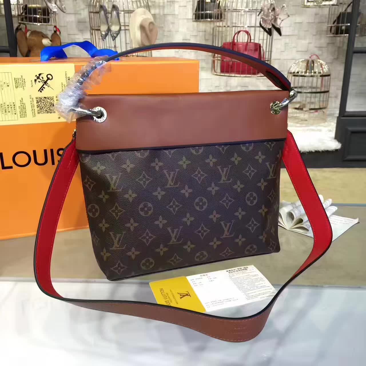 tui-xach-Louis-Vuitton-Monogram-tuileries-besace-M43157-txlv023(2)