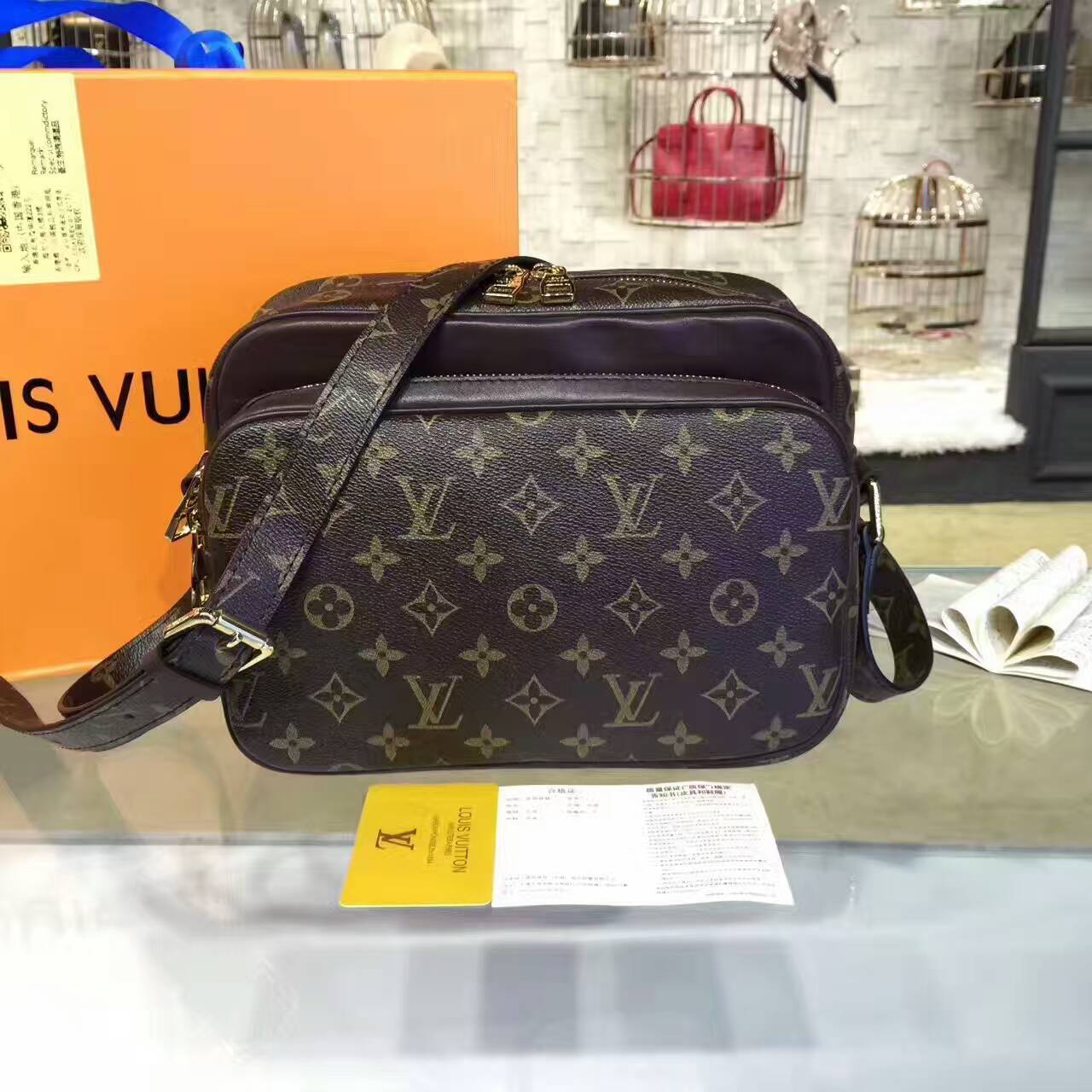 tui-xach-Louis-Vuitton-Monogram-Canvas-nil-pm-M95607-txlv034(4)