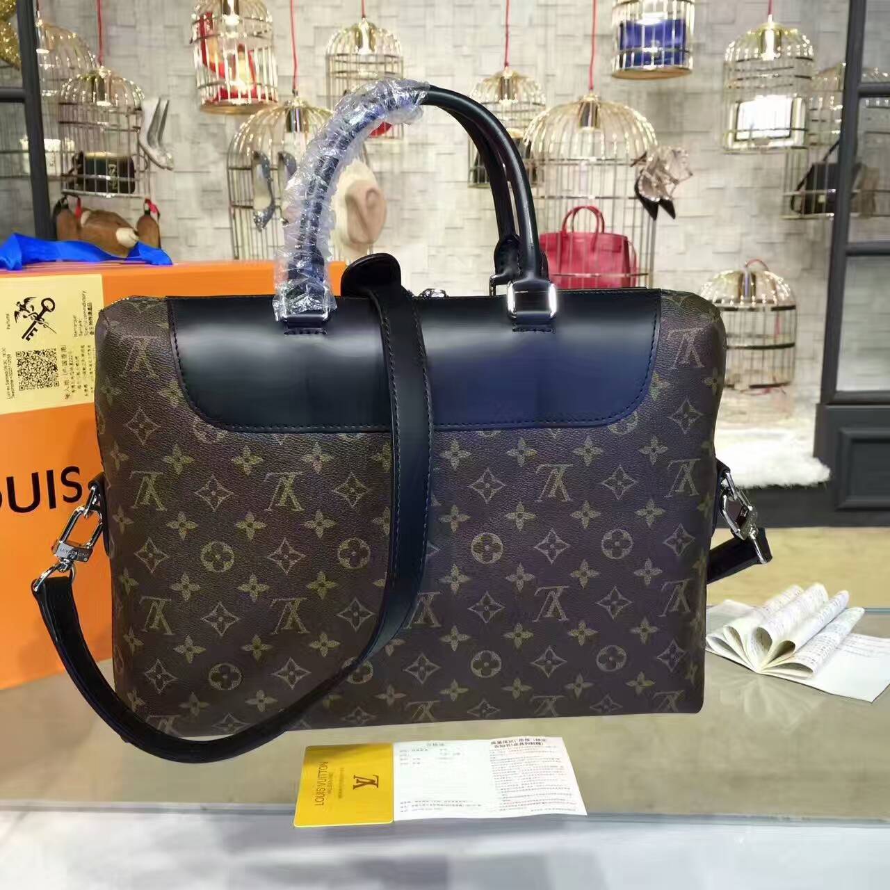 tui-xach-Louis-Vuitton-Monogram-macassar-documents-jour-M54019-TXLV036(1)