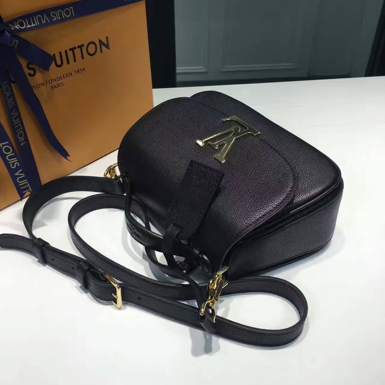 tui-xach-Louis-vuitton-vivienne-NM-M54057-txlv063(4)