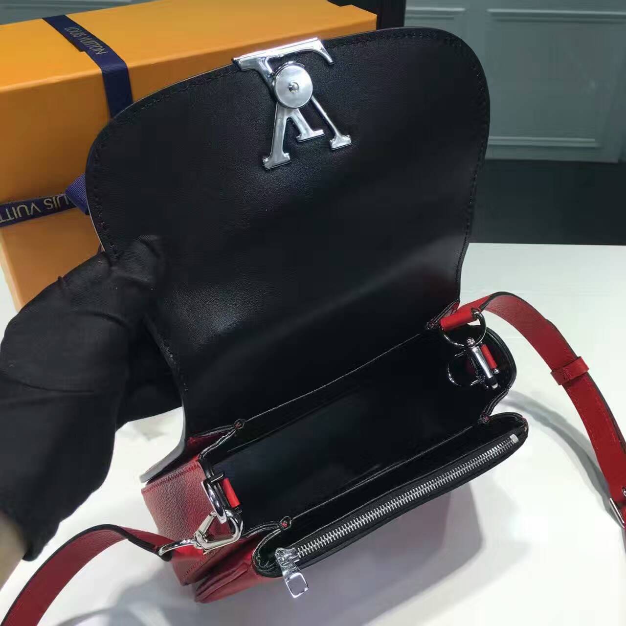 tui-xach-Louis-vuitton-vivienne-NM-M54057-txlv063(6)