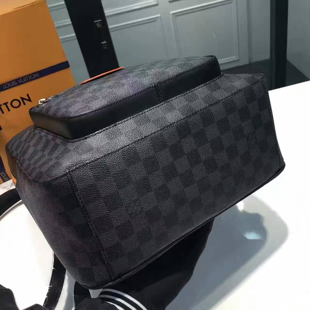 tui-xach-Louis-vuitton-damier-graphite-josh-N42403-txlv064(3)