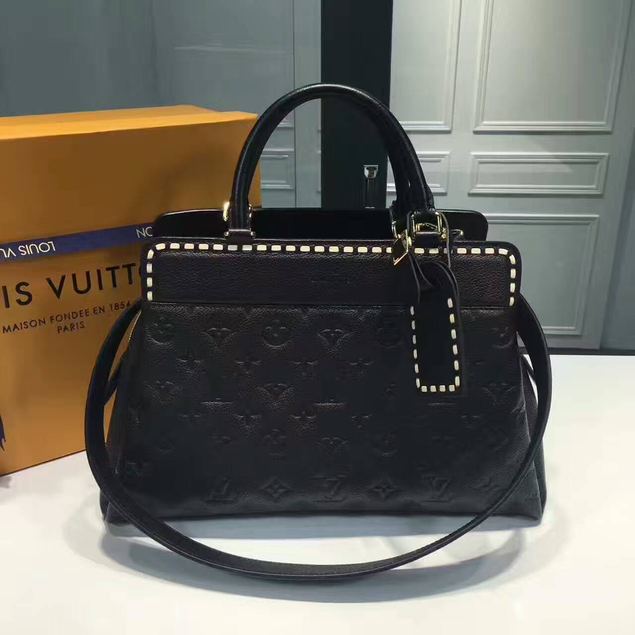 tui-xach-Louis-Vuitton-Monogram-empreinte-vosges-mm-M41492-txlv073(2)