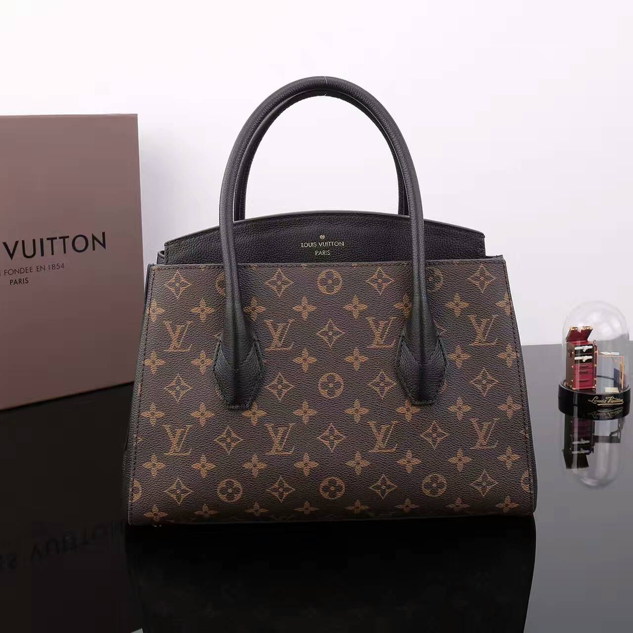 tui-xach-Louis-vuitton-monogram-canvas-florine-M42269-txlv115(1)