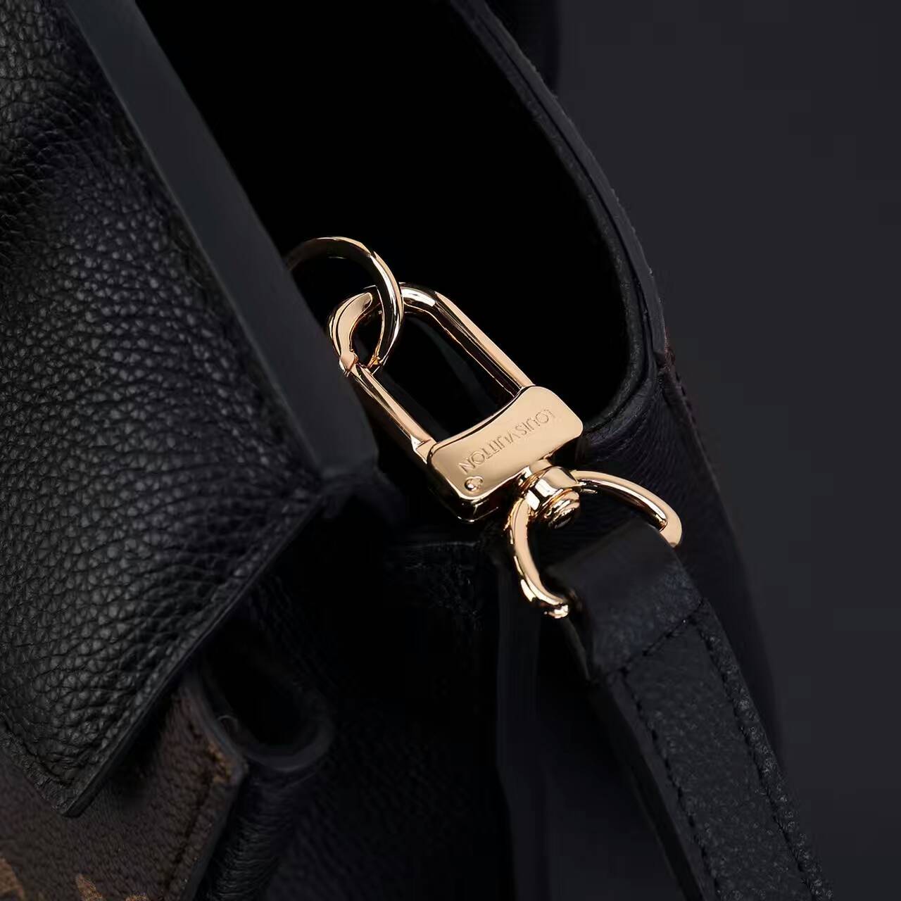 tui-xach-Louis-vuitton-monogram-canvas-florine-M42269-txlv115(6)