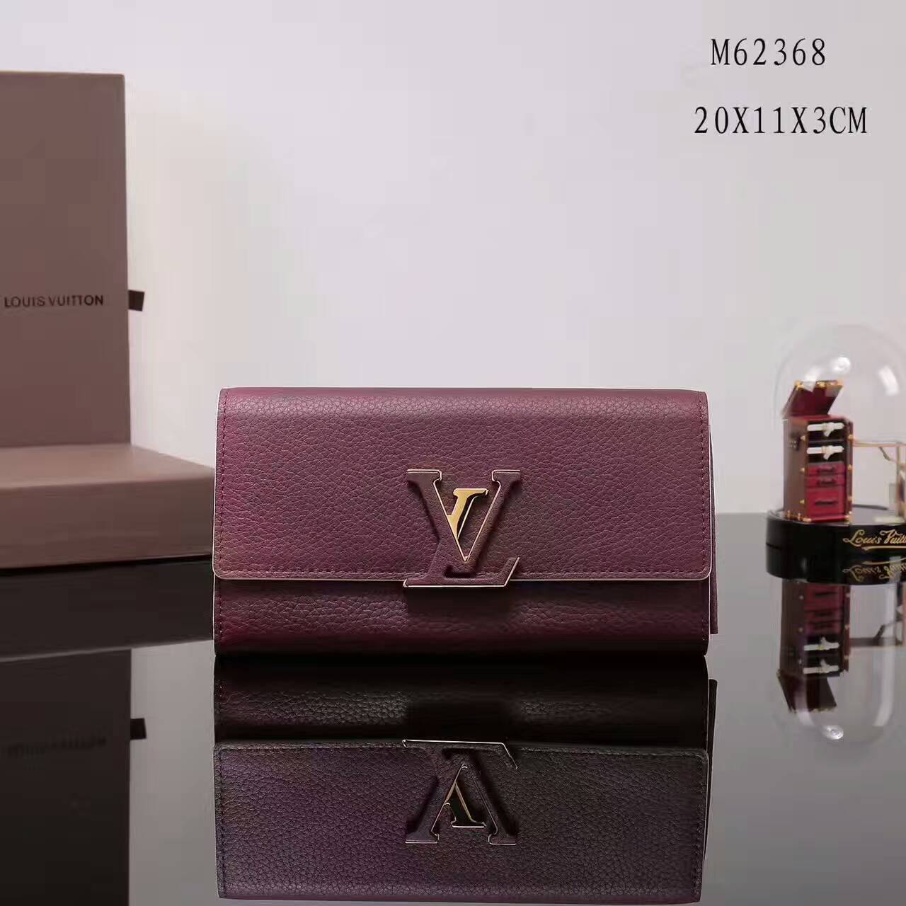 tui-xach-Louis-vuitton-Taurillon-leather-capucine-wallet-M62368-txlv031(6)